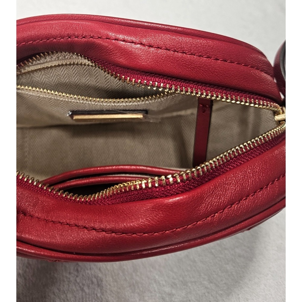 Tory Burch Fleming Soft Camera Bag – Red Quilted Leather – Gold Hardware - Picture 7 of 11